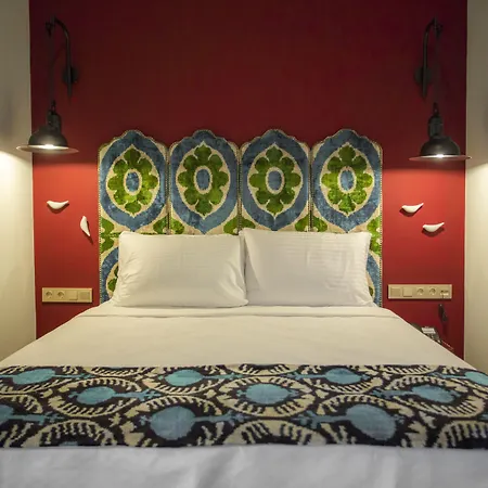 Char Me Hotel