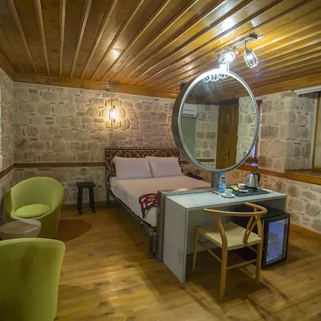 Char Me Hotel 4*