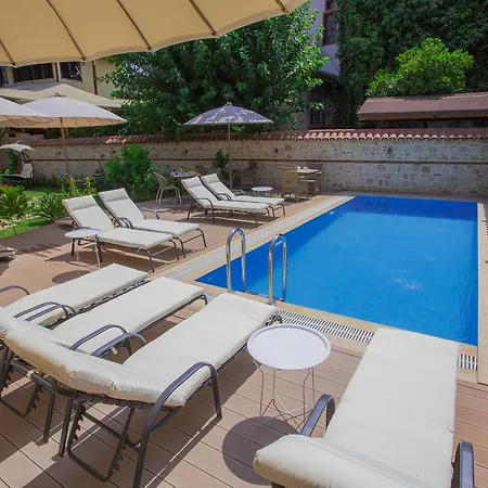 Char Me Hotel 4*
